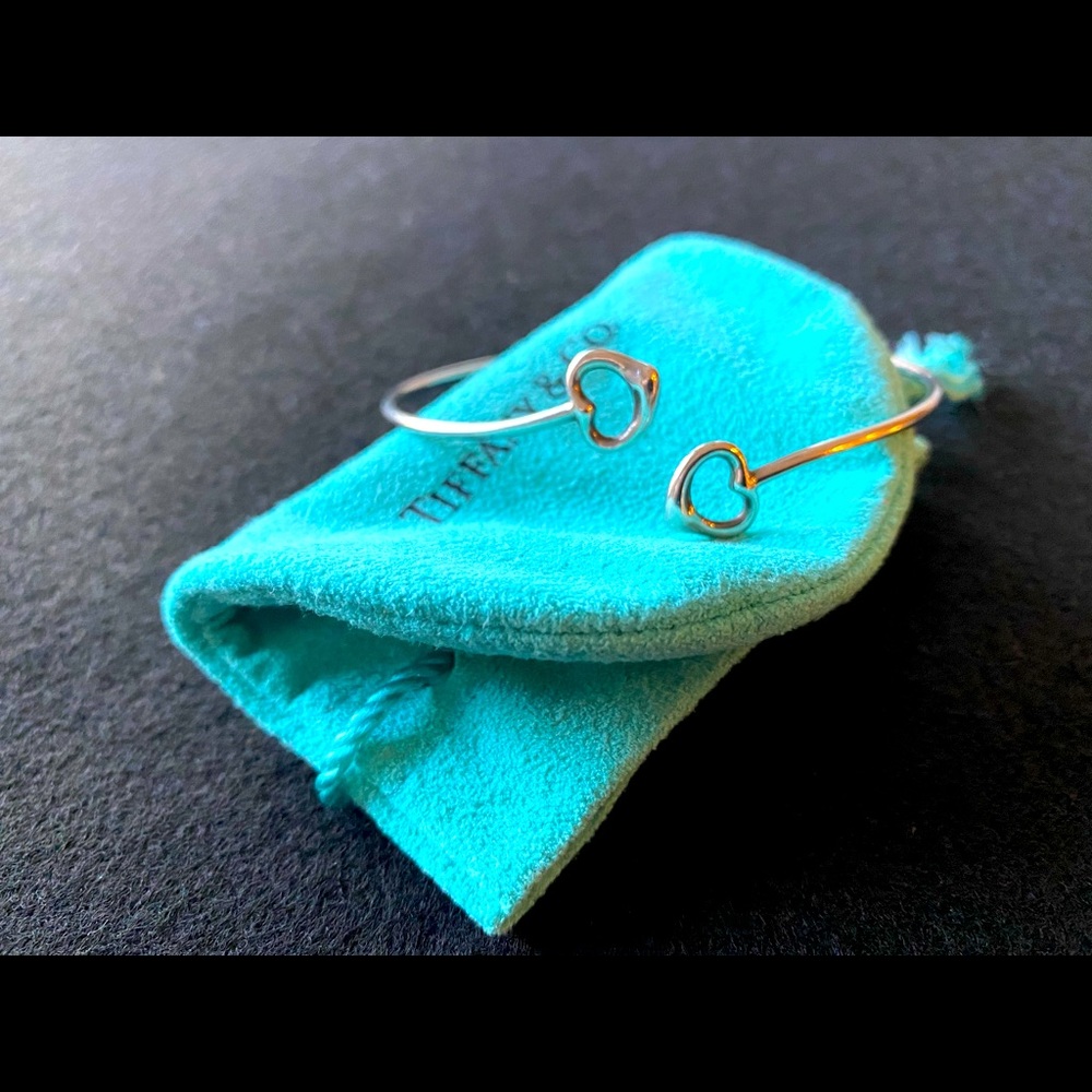 Tiffany & Company Double Open Heart sterling silver bracelet with pouch